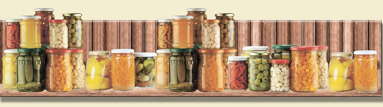 canned food, pickles, a shelf-501606.jpg